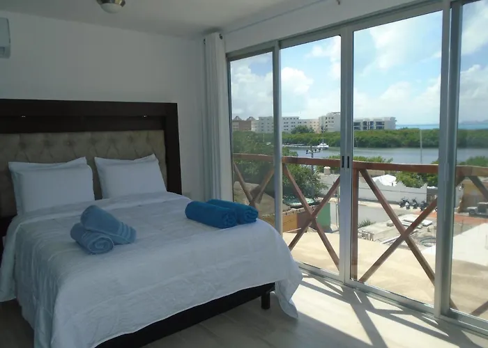 Linda Vista Loft- Ocean View- Shared Pool